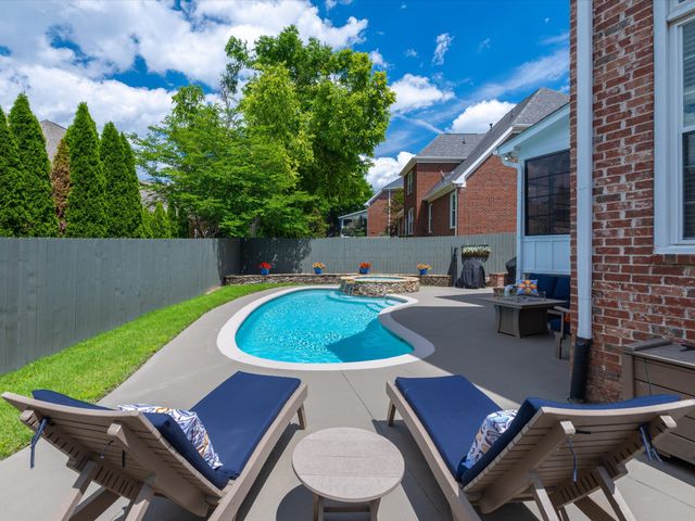 239 Sontag Dr, Franklin, TN 37064