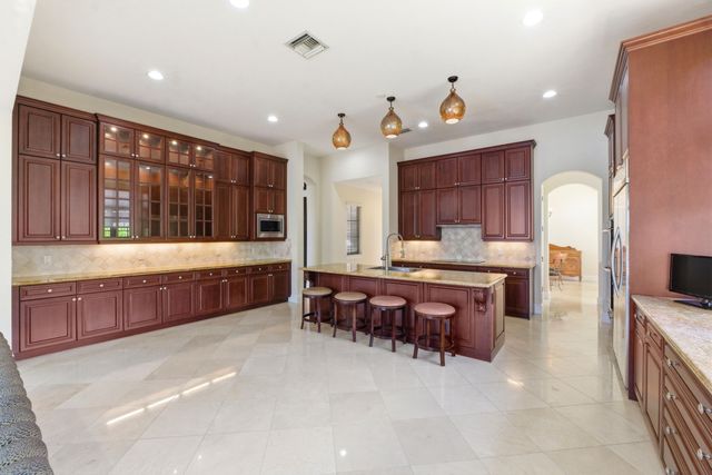 8289 Emerald Avenue, Parkland, FL 33076
