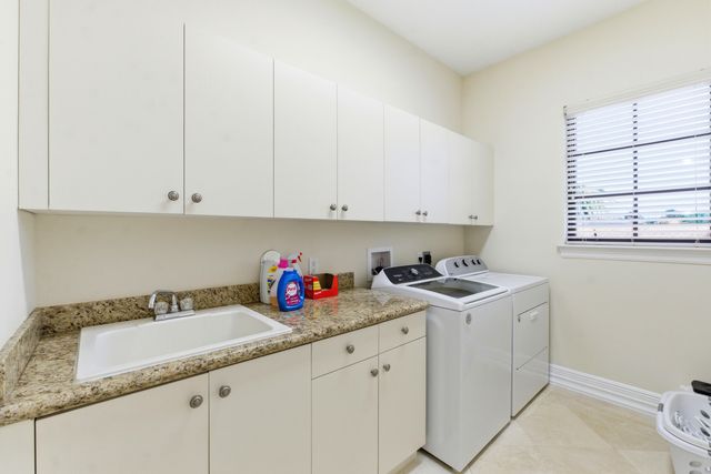 8289 Emerald Avenue, Parkland, FL 33076