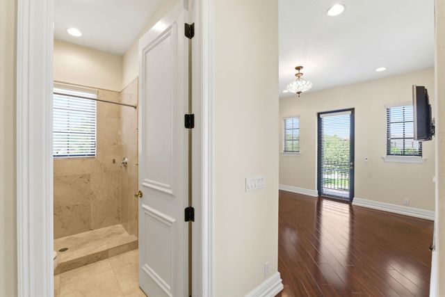 8289 Emerald Avenue, Parkland, FL 33076