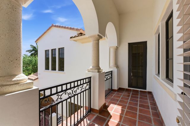 8289 Emerald Avenue, Parkland, FL 33076
