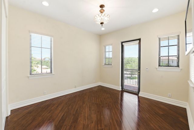 8289 Emerald Avenue, Parkland, FL 33076