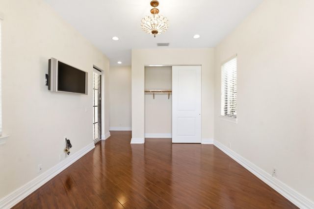 8289 Emerald Avenue, Parkland, FL 33076