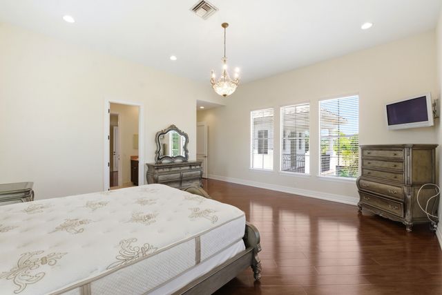 8289 Emerald Avenue, Parkland, FL 33076