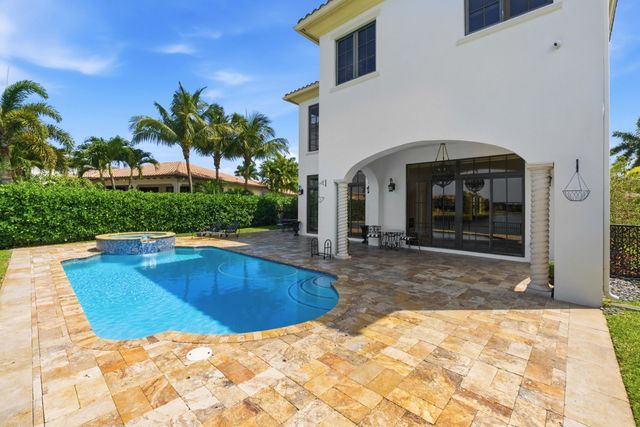 8289 Emerald Avenue, Parkland, FL 33076