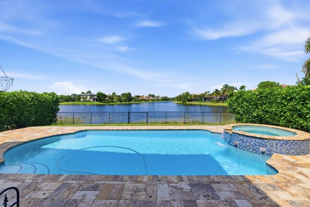 8289 Emerald Avenue, Parkland, FL 33076