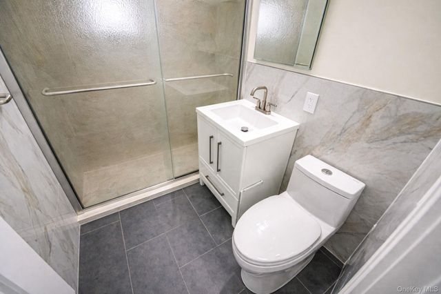 162-41 Powells Cove Boulevard 5C, Whitestone, NY 11357