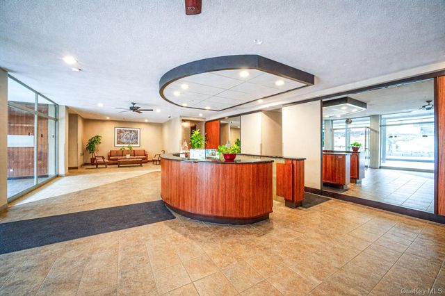 162-41 Powells Cove Boulevard 5C, Whitestone, NY 11357