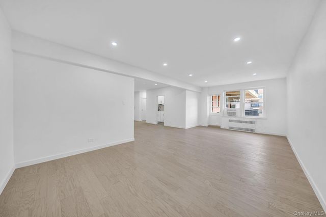 162-41 Powells Cove Boulevard 5C, Whitestone, NY 11357