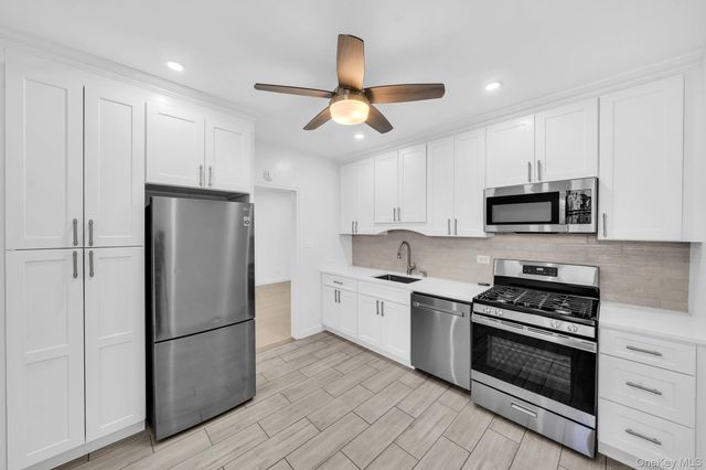 162-41 Powells Cove Boulevard 5C, Whitestone, NY 11357