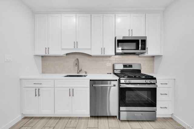 162-41 Powells Cove Boulevard 5C, Whitestone, NY 11357