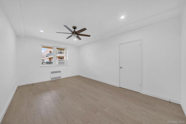 162-41 Powells Cove Boulevard 5C, Whitestone, NY 11357