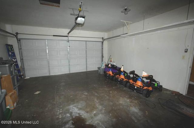 1211 Carter Drive, Hattiesburg, MS 39402