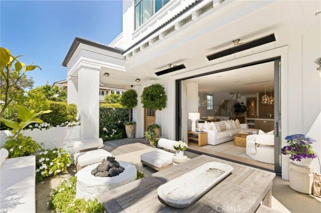 1416 E Balboa Boulevard, Newport Beach, CA 92661