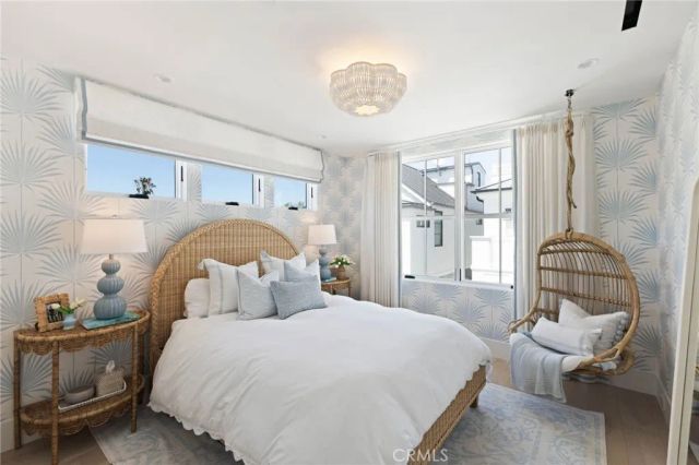 1416 E Balboa Boulevard, Newport Beach, CA 92661