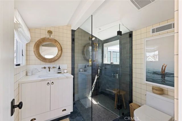 1416 E Balboa Boulevard, Newport Beach, CA 92661