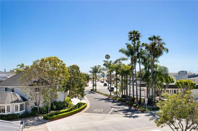 1416 E Balboa Boulevard, Newport Beach, CA 92661
