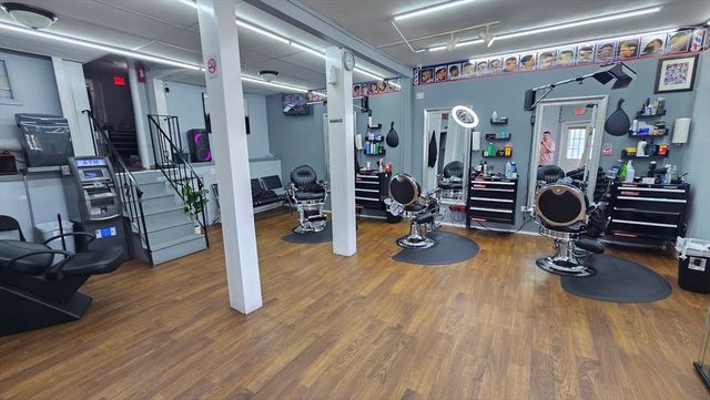 46 Howard St, Lowell, MA 01851