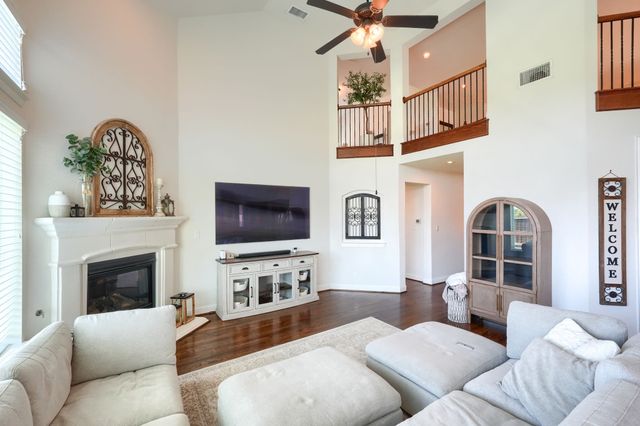 625 Yarrow Street, Little Elm, TX 75068