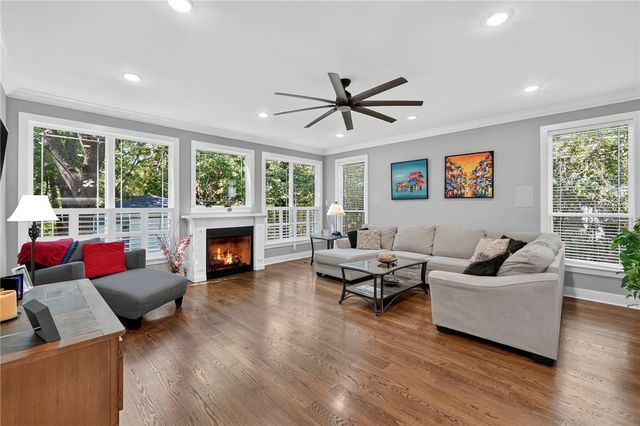 243 W Adams Street, Fayetteville, AR 72701