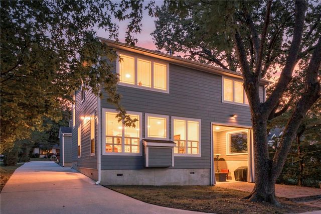 243 W Adams Street, Fayetteville, AR 72701