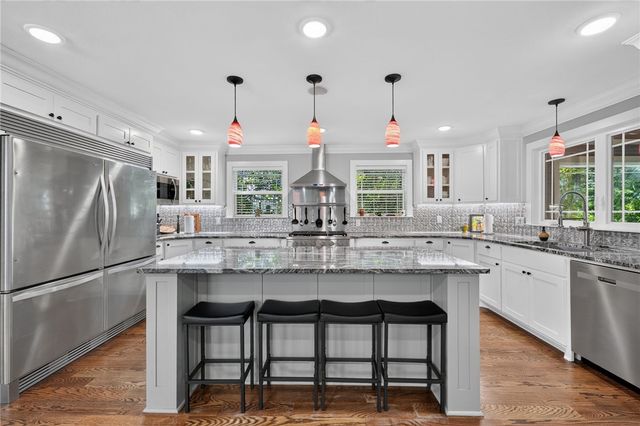 243 W Adams Street, Fayetteville, AR 72701