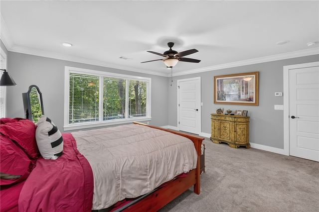 243 W Adams Street, Fayetteville, AR 72701