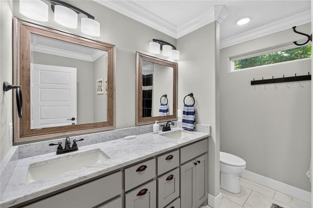243 W Adams Street, Fayetteville, AR 72701
