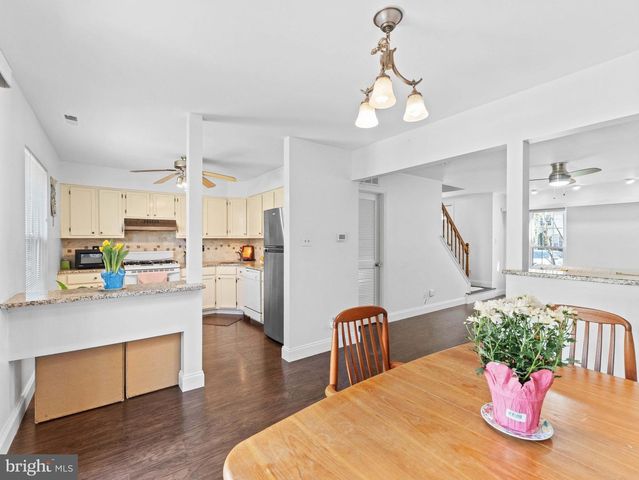 173 CROWN PRINCE DR, Marlton, NJ 08053