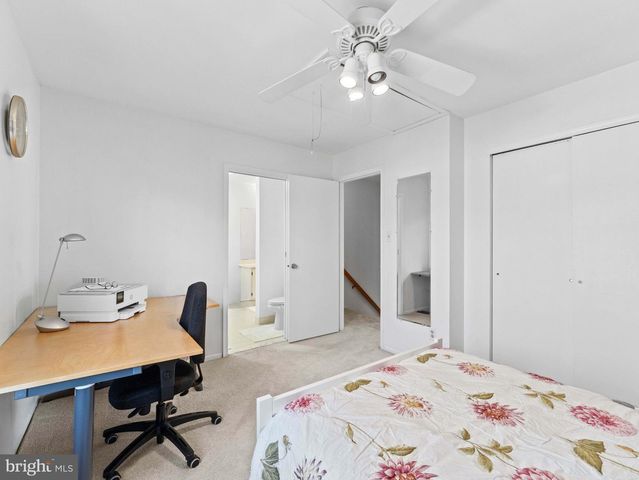 173 CROWN PRINCE DR, Marlton, NJ 08053
