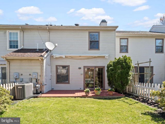 173 CROWN PRINCE DR, Marlton, NJ 08053