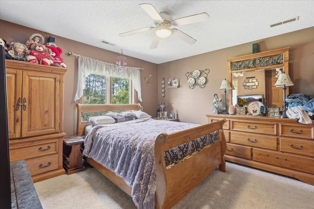 1374 Pheasant Run, New Richmond, WI 54017