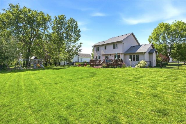 1374 Pheasant Run, New Richmond, WI 54017