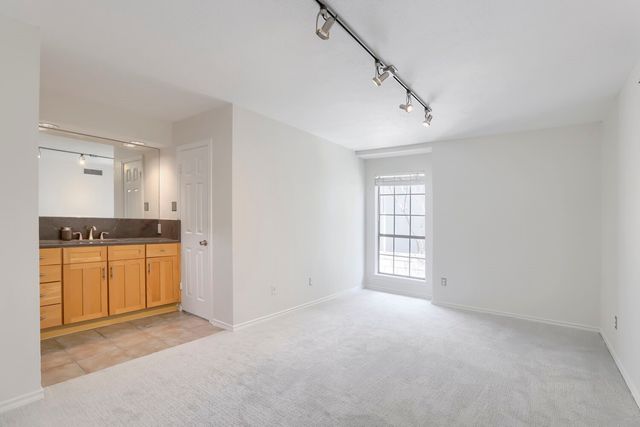 4000 Rawlins Street 108, Dallas, TX 75219