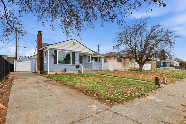 37 E Hoffman Ave, Spokane, WA 99207