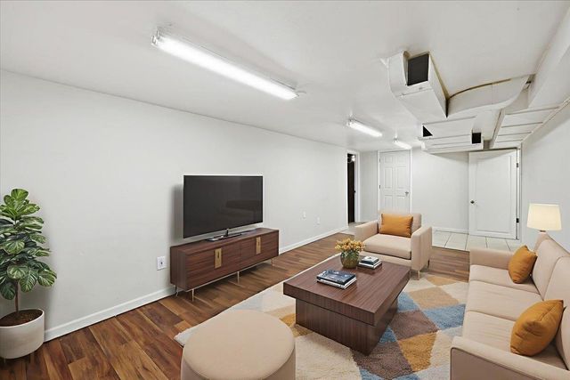 37 E Hoffman Ave, Spokane, WA 99207