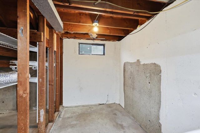 37 E Hoffman Ave, Spokane, WA 99207