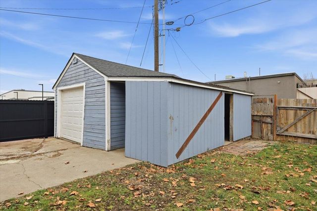 37 E Hoffman Ave, Spokane, WA 99207