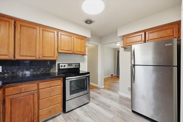 37 E Hoffman Ave, Spokane, WA 99207