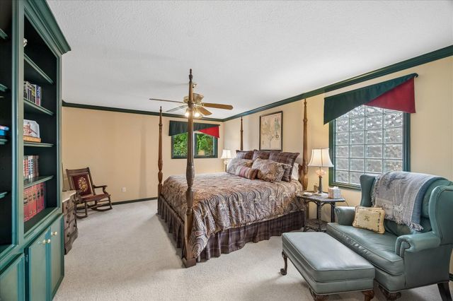 6611 Trebeck Lane, Spring, TX 77379