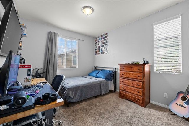 692 S Brampton, Rialto, CA 92376