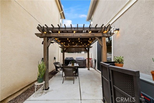 692 S Brampton, Rialto, CA 92376