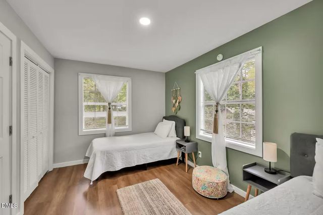 68 Willow Way, Chapel Hill, NC 27516