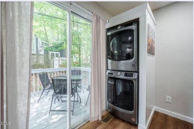 68 Willow Way, Chapel Hill, NC 27516