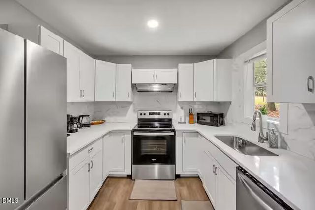 68 Willow Way, Chapel Hill, NC 27516