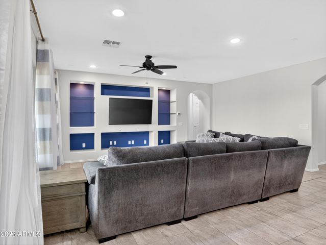 3864 N HUNTINGTON Drive, Florence, AZ 85132