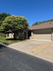 4141 Arbor Lane, Eagan, MN 55122