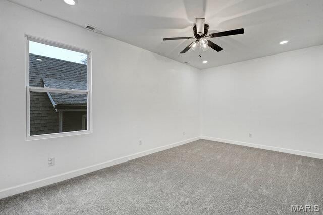 2 Lawn Place, St Louis, MO 63110