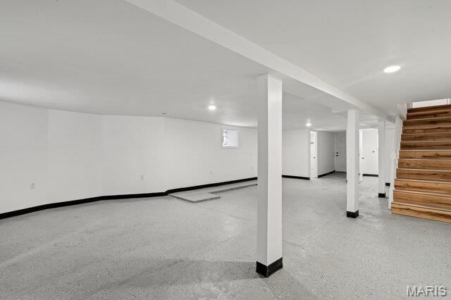 2 Lawn Place, St Louis, MO 63110