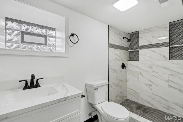 2 Lawn Place, St Louis, MO 63110